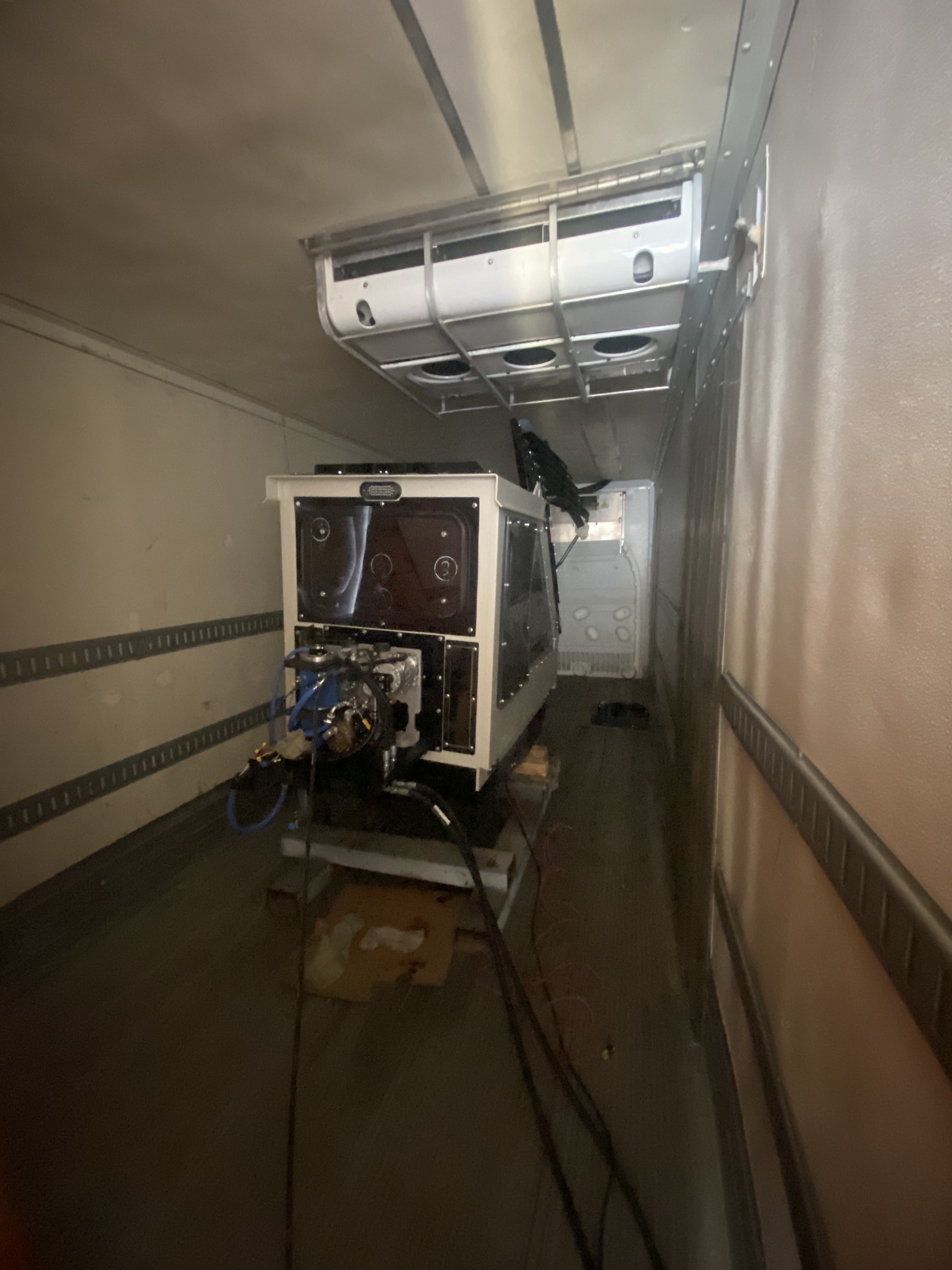 34 Foot Refrigerated Trailer Rental – BT-2334 - Image 3