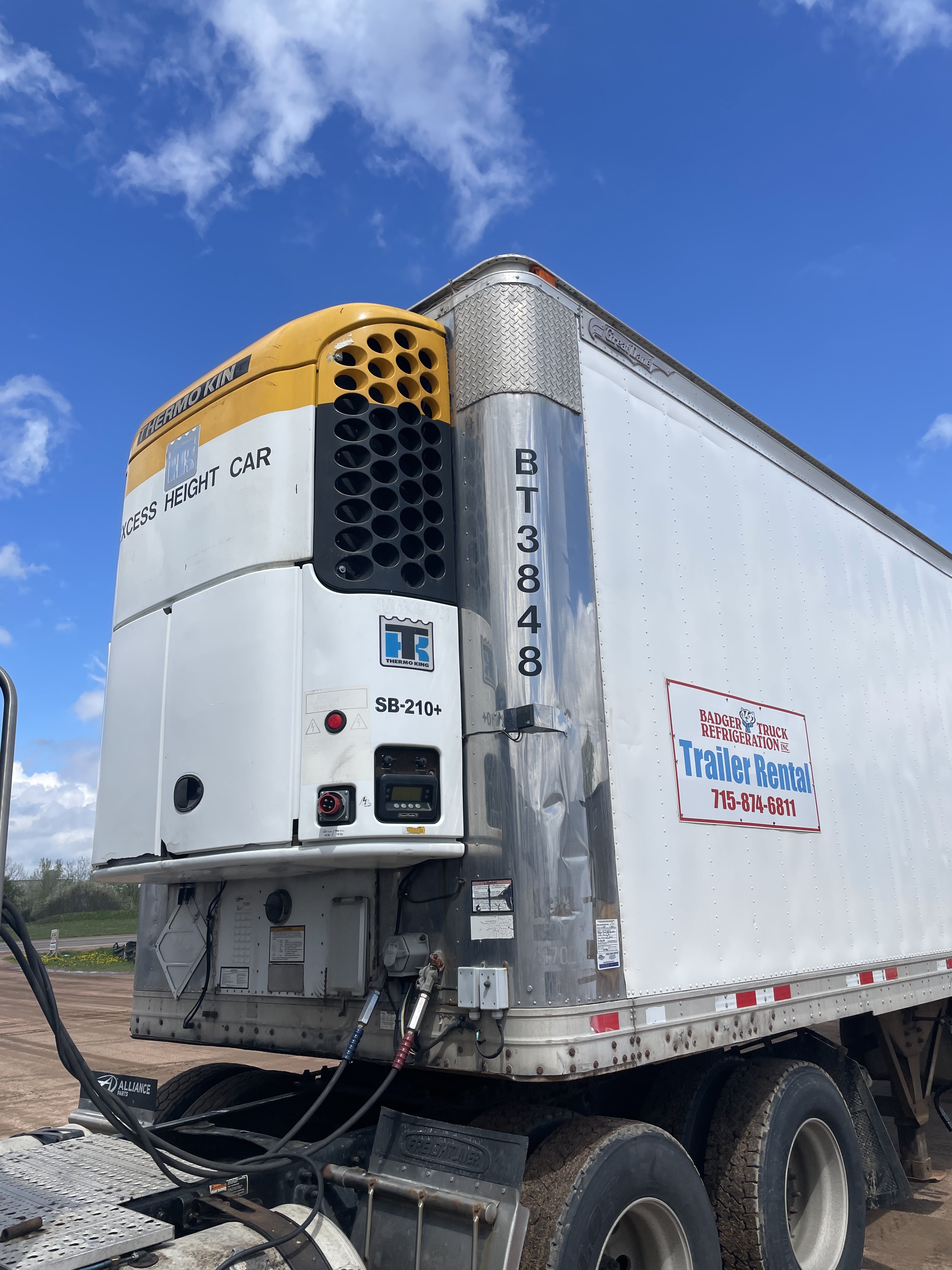 48 Foot Refrigerated Trailer Rental – BT-3848 - Image 12