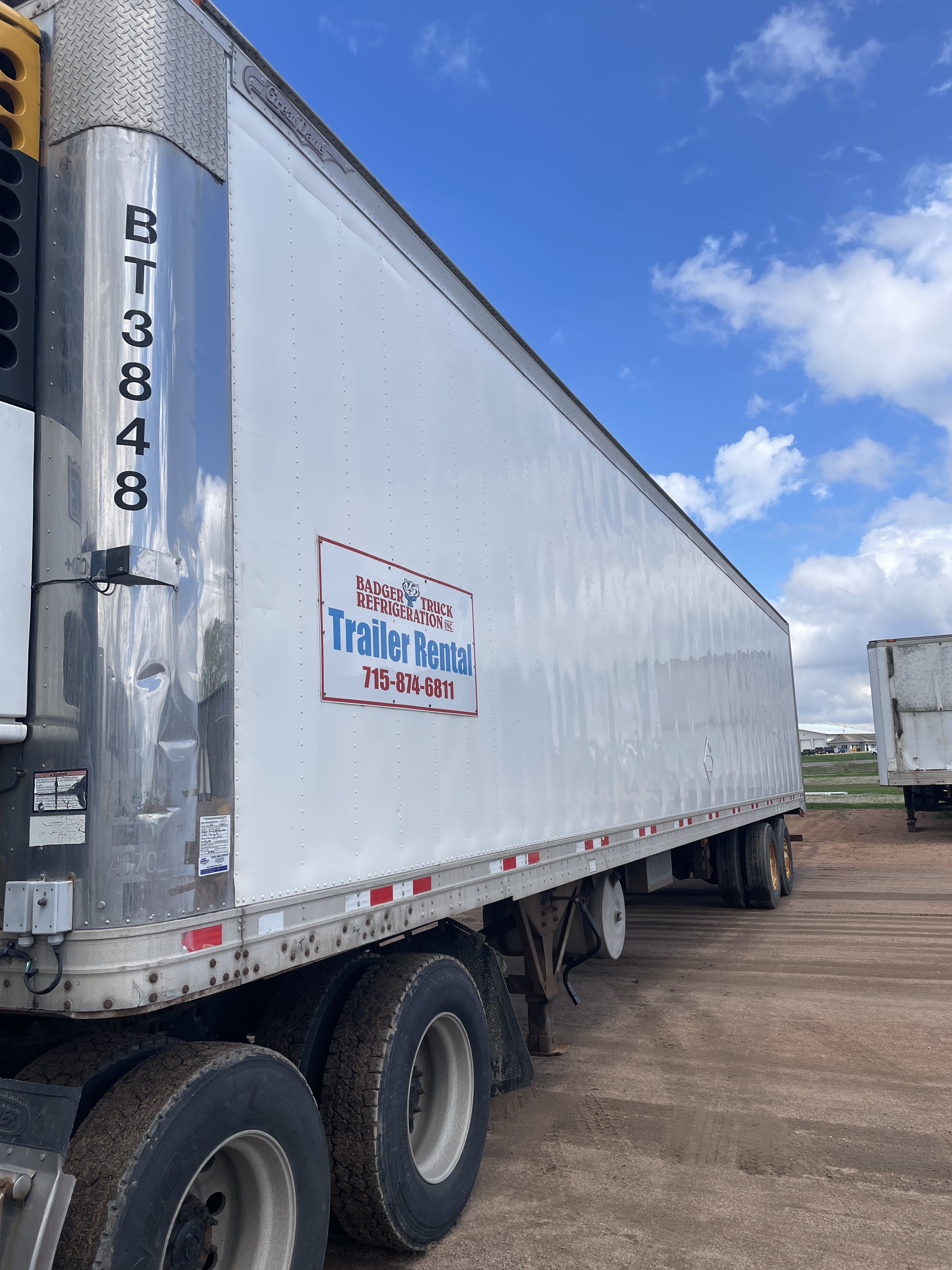 48 Foot Refrigerated Trailer Rental – BT-3848 - Image 13