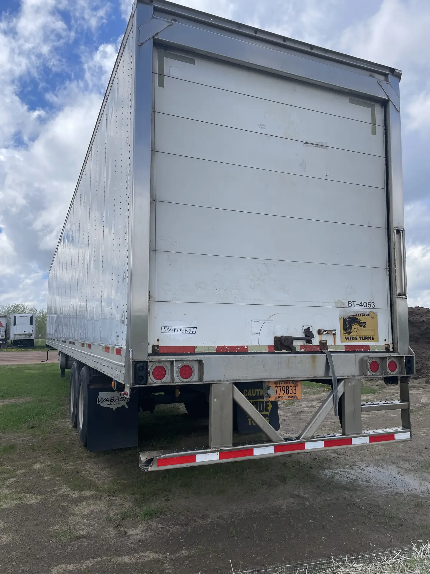 53 Foot Refrigerated Trailer Rental – BT-4053